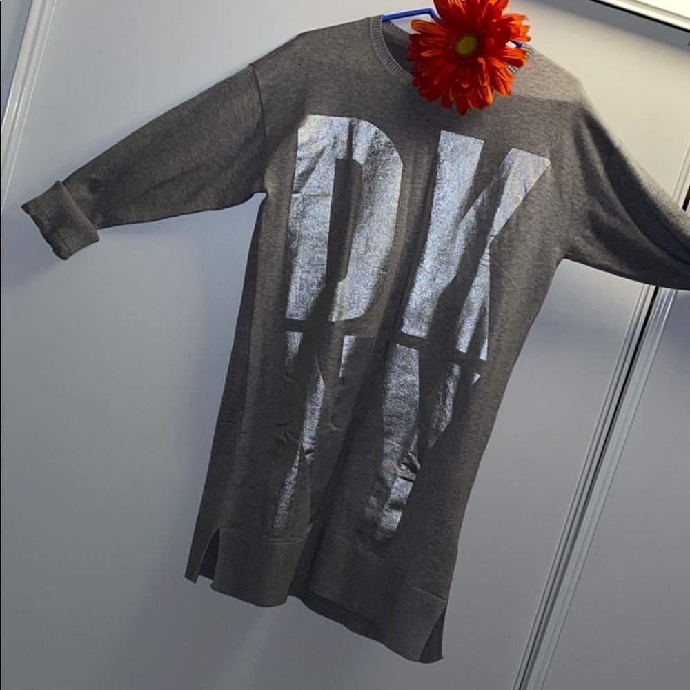 NWOT DKNY oversized sweater